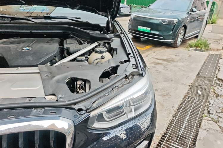 Used BMW X3 2020 xDrive25i M Sport Package Engine Bay Left