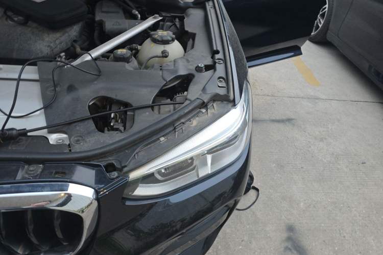 Used BMW X3 2020 xDrive25i M Sport Package Engine Bay Left
