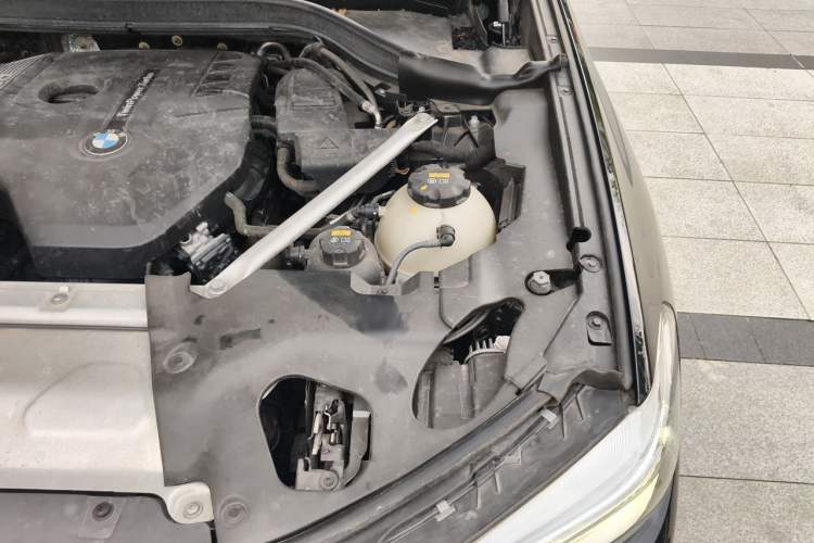 Used BMW X3 2020 xDrive28i M Sport Package Engine Bay Left