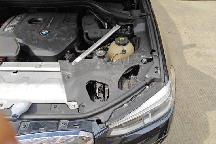 Used BMW X3 2020 xDrive28i M Sport Package Engine Bay Left
