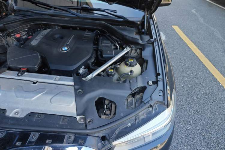 Used BMW X3 2020 xDrive25i M Sport Package Engine Bay Left