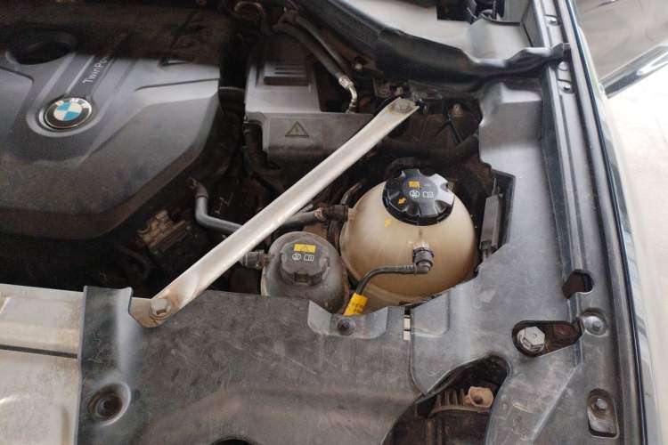 Used BMW X3 2020 xDrive28i M Sport Package Engine Bay Left