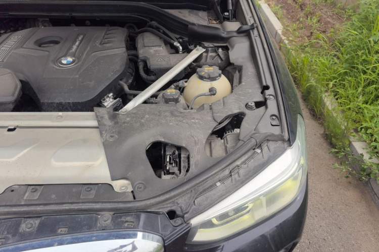 Used BMW X3 2020 xDrive25i M Sport Package Engine Bay Left