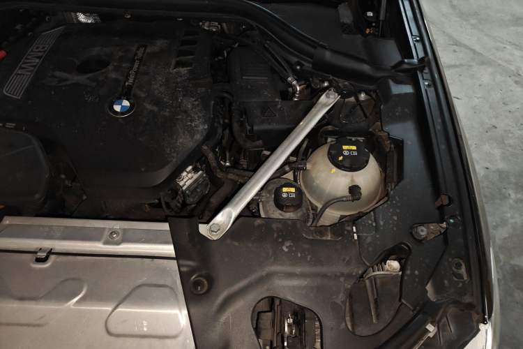Used BMW X3 2020 xDrive28i M Sport Package Engine Bay Left