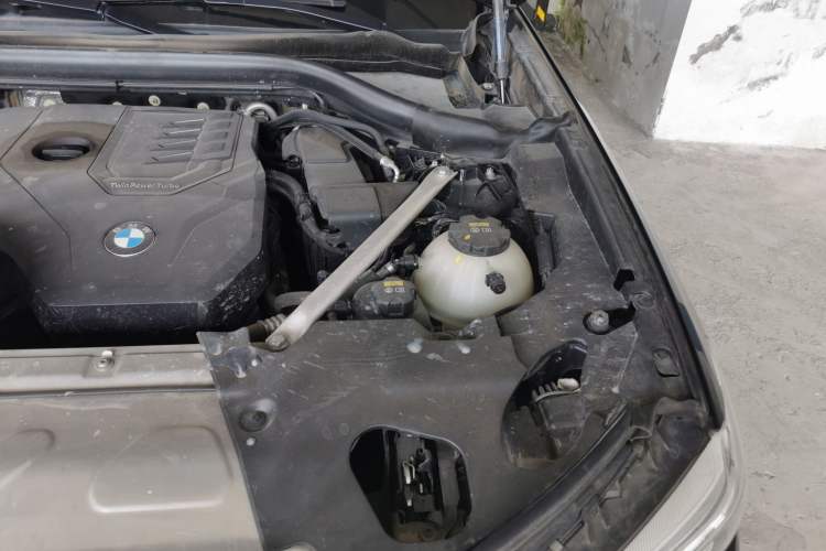 Used BMW X3 2020 xDrive28i M Sport Package Engine Bay Left