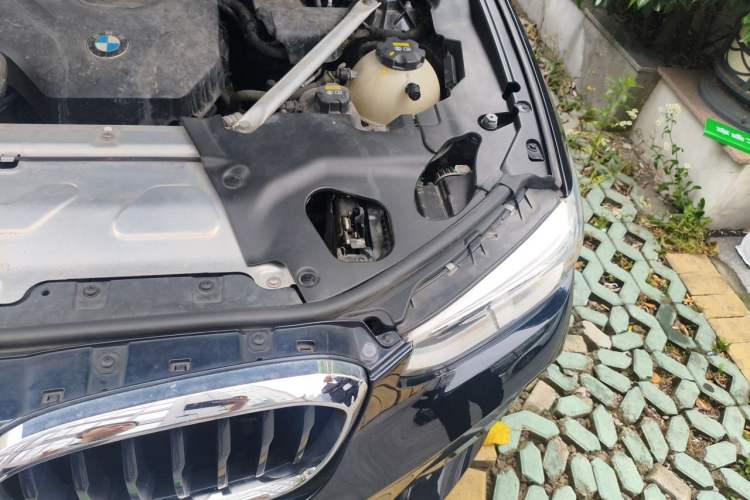 Used BMW X3 2020 xDrive28i M Sport Package Engine Bay Left