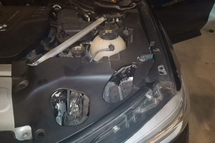 Used BMW X3 2020 xDrive28i M Sport Package Engine Bay Left