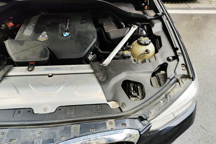 Used BMW X3 2020 xDrive25i M Sport Package Engine Bay Left