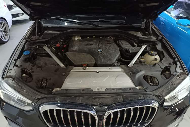 Used BMW X3 2020 xDrive25i Luxury Package Engine Bay