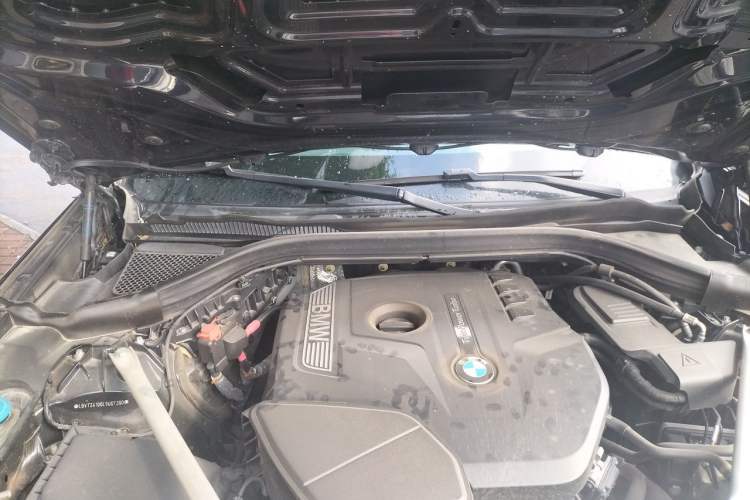 Used BMW X3 2020 xDrive25i M Sport Package Engine Bay Right