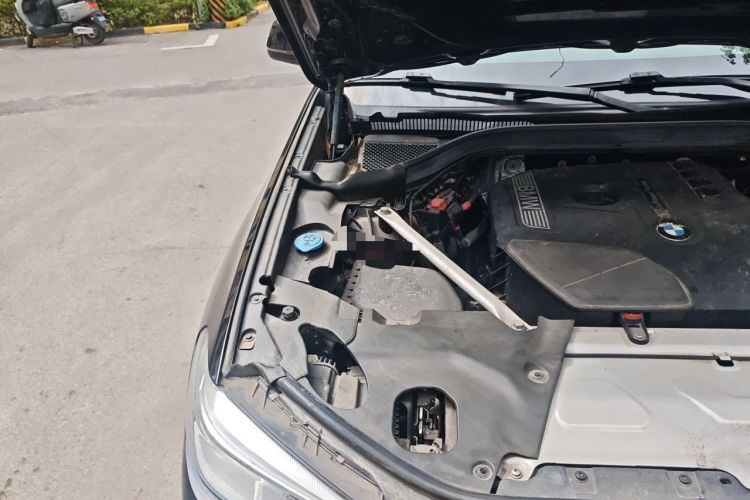 Used BMW X3 2020 xDrive28i M Sport Package Engine Bay Right