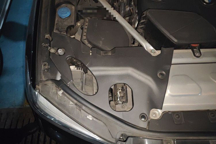 Used BMW X3 2020 xDrive28i M Sport Package Engine Bay Right
