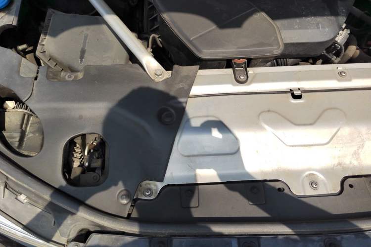 Used BMW X3 2020 xDrive25i M Sport Package Engine Bay Right