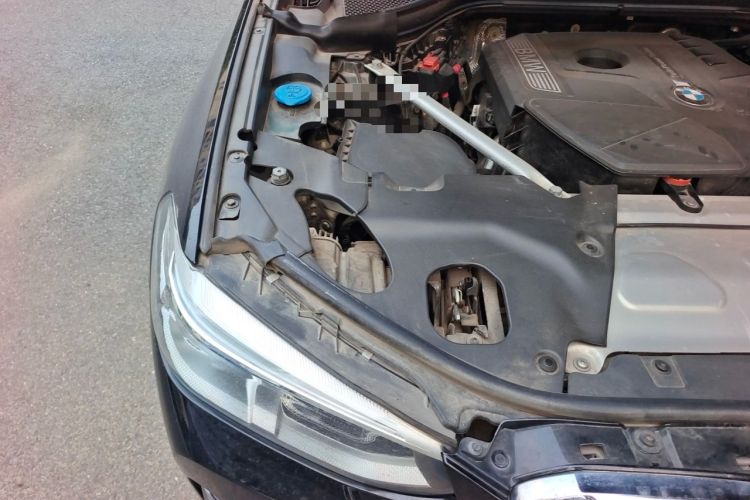 Used BMW X3 2020 xDrive25i Luxury Package Engine Bay Right