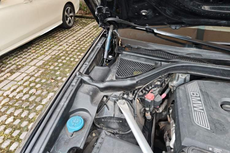 Used BMW X3 2020 xDrive28i M Sport Package Engine Bay Right