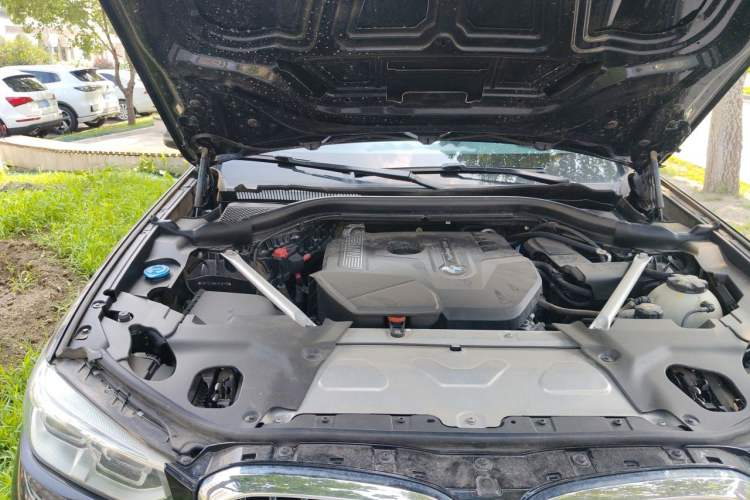 Used BMW X3 2020 xDrive25i M Sport Package Engine Bay Right