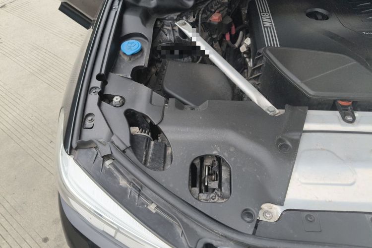 Used BMW X3 2020 xDrive25i M Sport Package Engine Bay Right