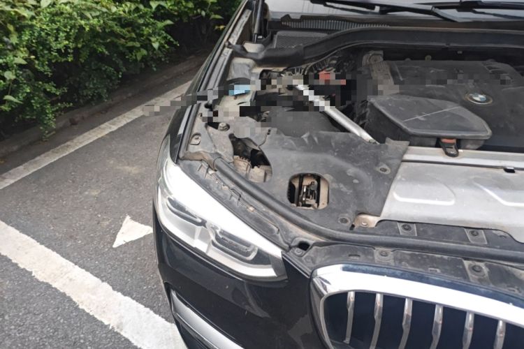 Used BMW X3 2020 xDrive25i Luxury Package Engine Bay Right