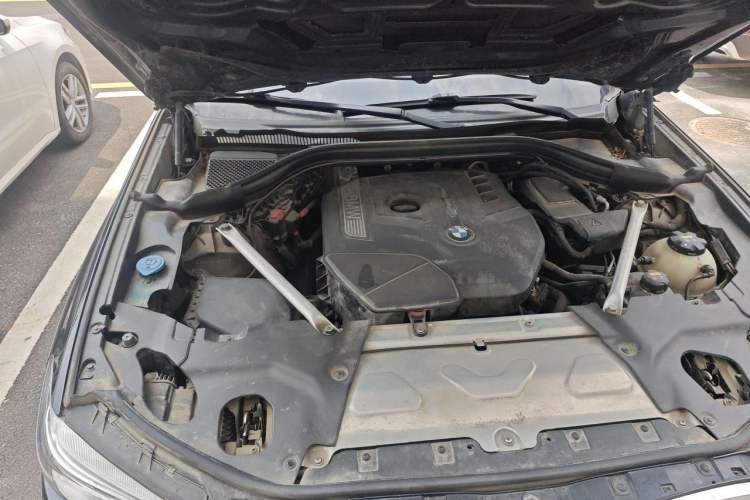 Used BMW X3 2020 xDrive25i M Sport Package Engine Bay Right