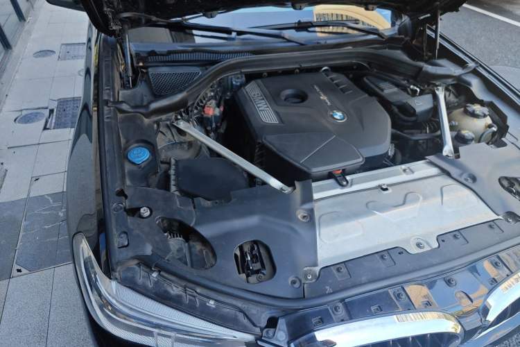 Used BMW X3 2020 xDrive25i M Sport Package Engine Bay Right
