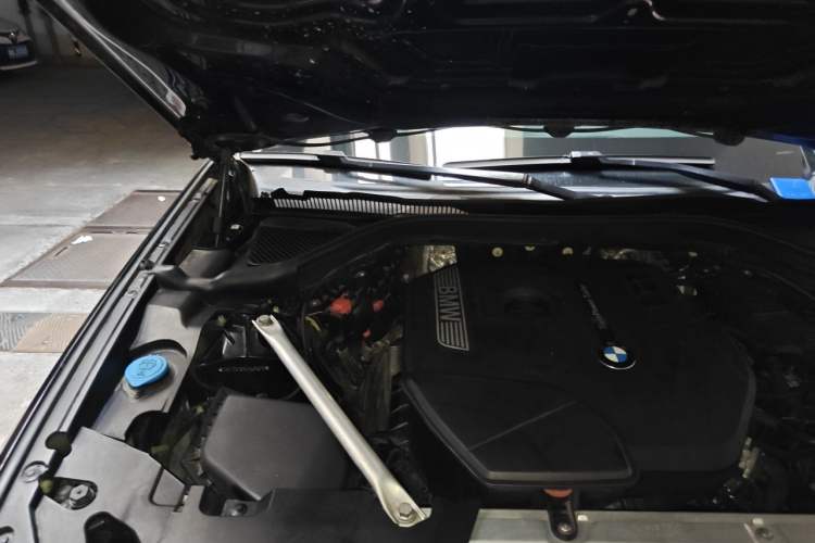Used BMW X3 2020 xDrive28i M Sport Package Engine Bay Right