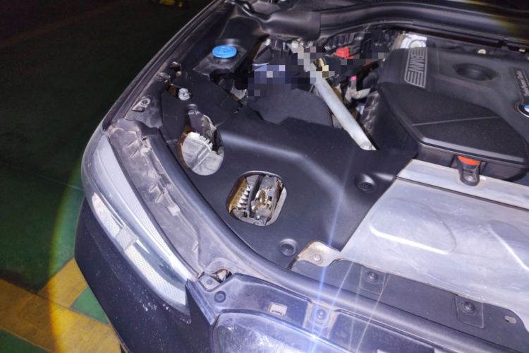 Used BMW X3 2020 xDrive25i M Sport Package Engine Bay Right