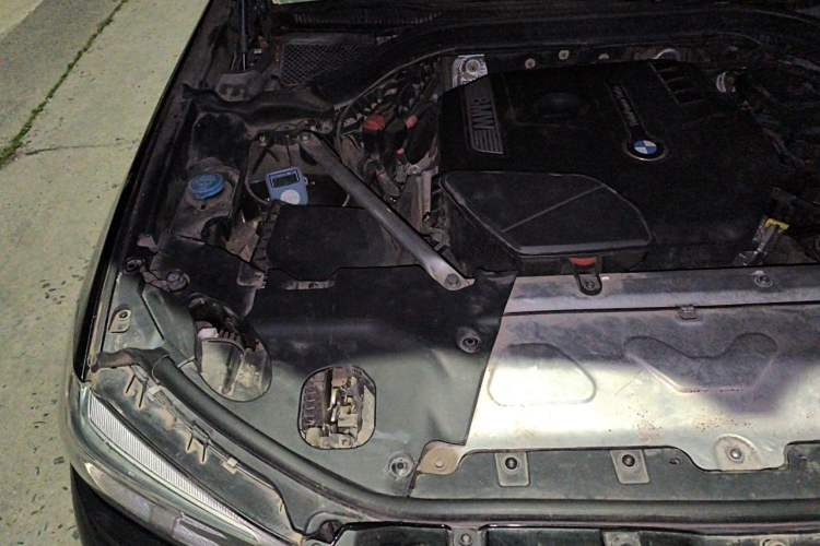 Used BMW X3 2020 xDrive25i M Sport Package Engine Bay Right