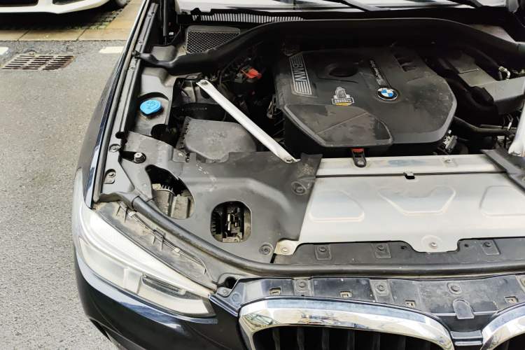 Used BMW X3 2020 xDrive25i M Sport Package Engine Bay Right