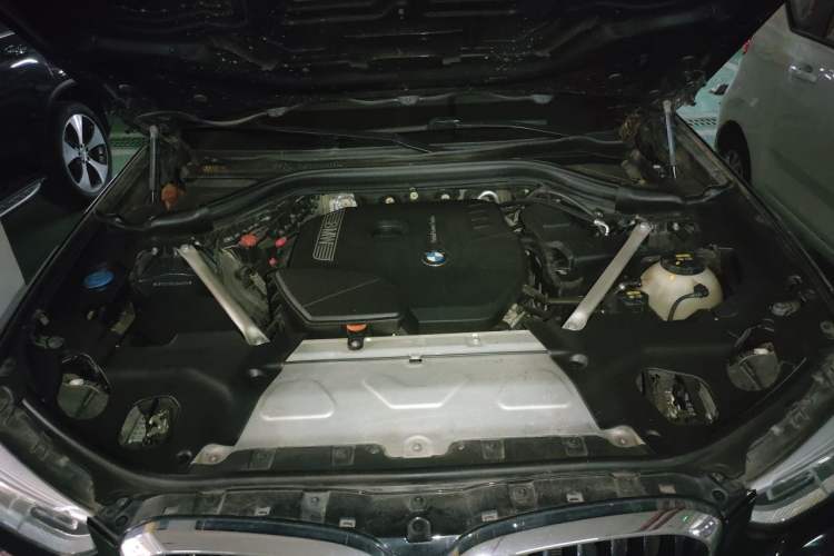 Used BMW X3 2020 xDrive25i M Sport Package Engine Bay