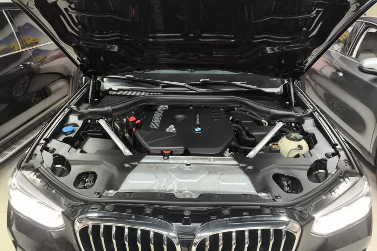 Used BMW X3 2020 xDrive25i Luxury Package Engine Bay