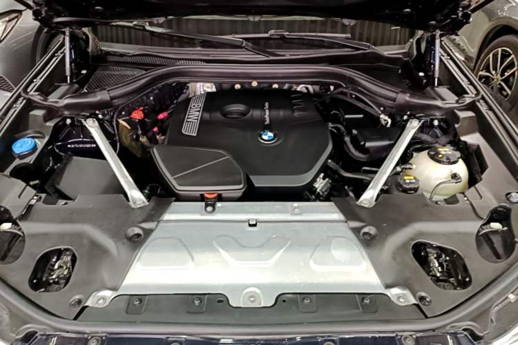 Used BMW X3 2020 xDrive25i M Sport Package Engine Bay