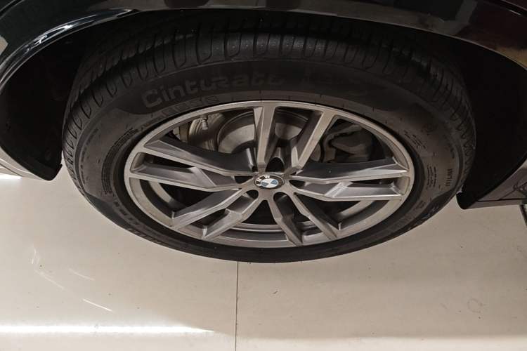 Used BMW X3 2020 xDrive25i M Sport Package Exterior 2