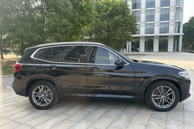 Used BMW X3 2020 xDrive28i M Sport Package Exterior 3