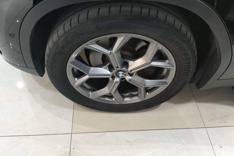 Used BMW X3 2020 xDrive28i Luxury Package Exterior 4
