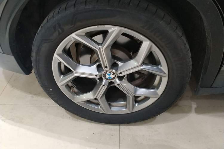 Used BMW X3 2020 xDrive28i Luxury Package Exterior 5