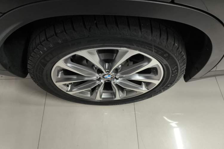Used BMW X3 2020 xDrive25i Luxury Package Exterior 8