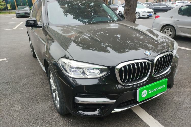 Used BMW X3 2020 xDrive25i Luxury Package Front Right 45 Deg