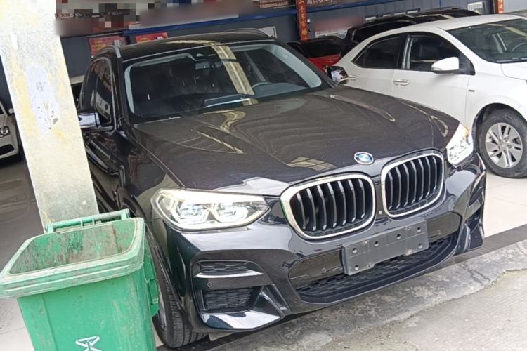 Used BMW X3 2020 xDrive25i M Sport Package Front Right 45 Deg