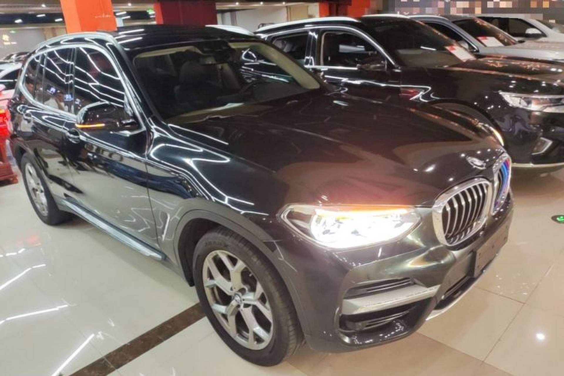 Used BMW X3 2020 xDrive28i Luxury Package Front Right 45 Deg