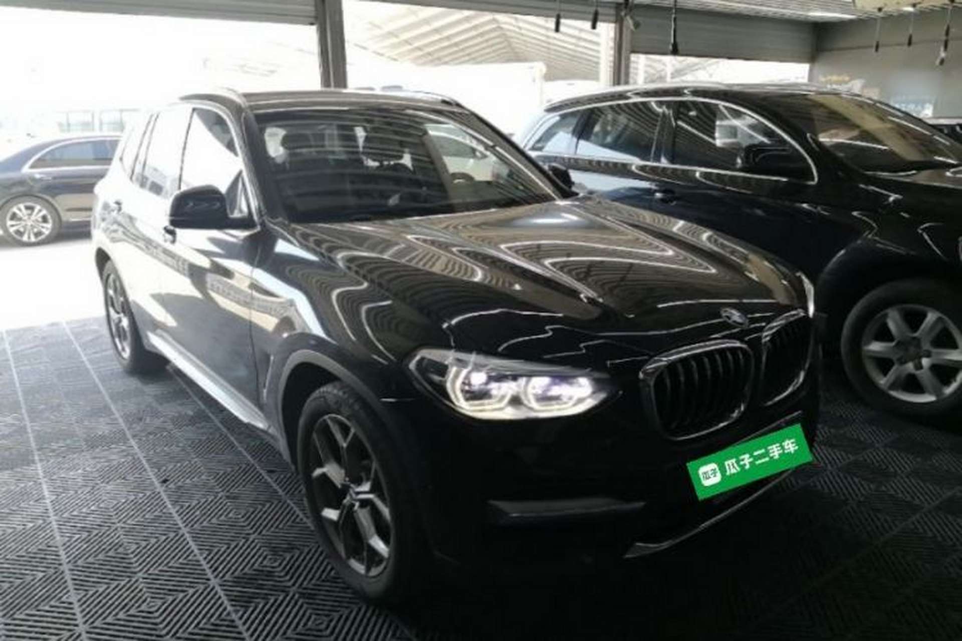 Used BMW X3 2020 xDrive28i Luxury Package Front Right 45 Deg