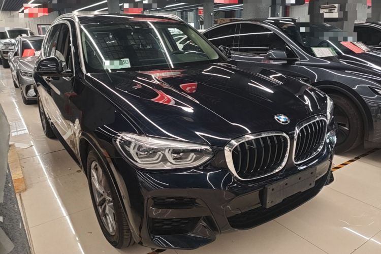 Used BMW X3 2020 xDrive25i M Sport Package Front Right 45 Deg