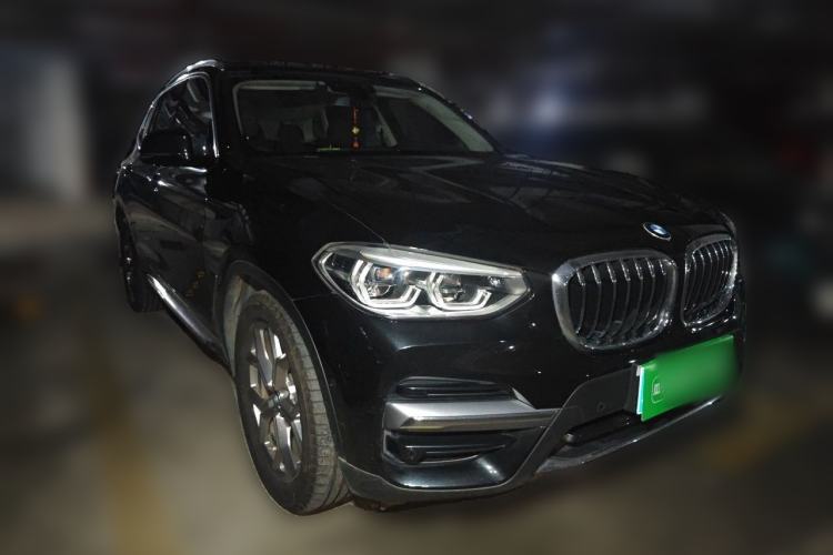 Used BMW X3 2020 xDrive28i Luxury Package Front Right 45 Deg
