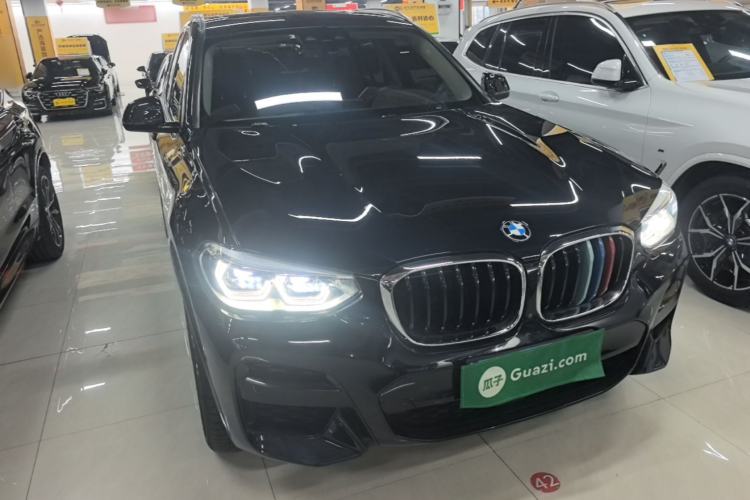 Used BMW X3 2020 xDrive30i Luxury Model with M Sport Package Front Right 45 Deg