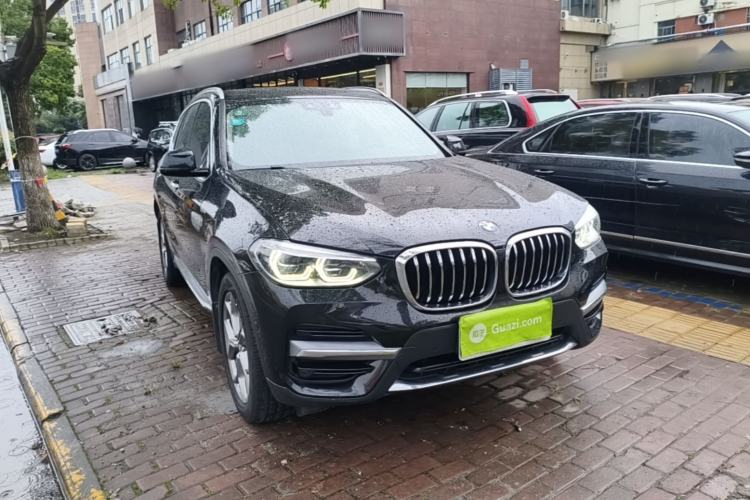 Used BMW X3 2020 xDrive28i Luxury Package Front Right 45 Deg