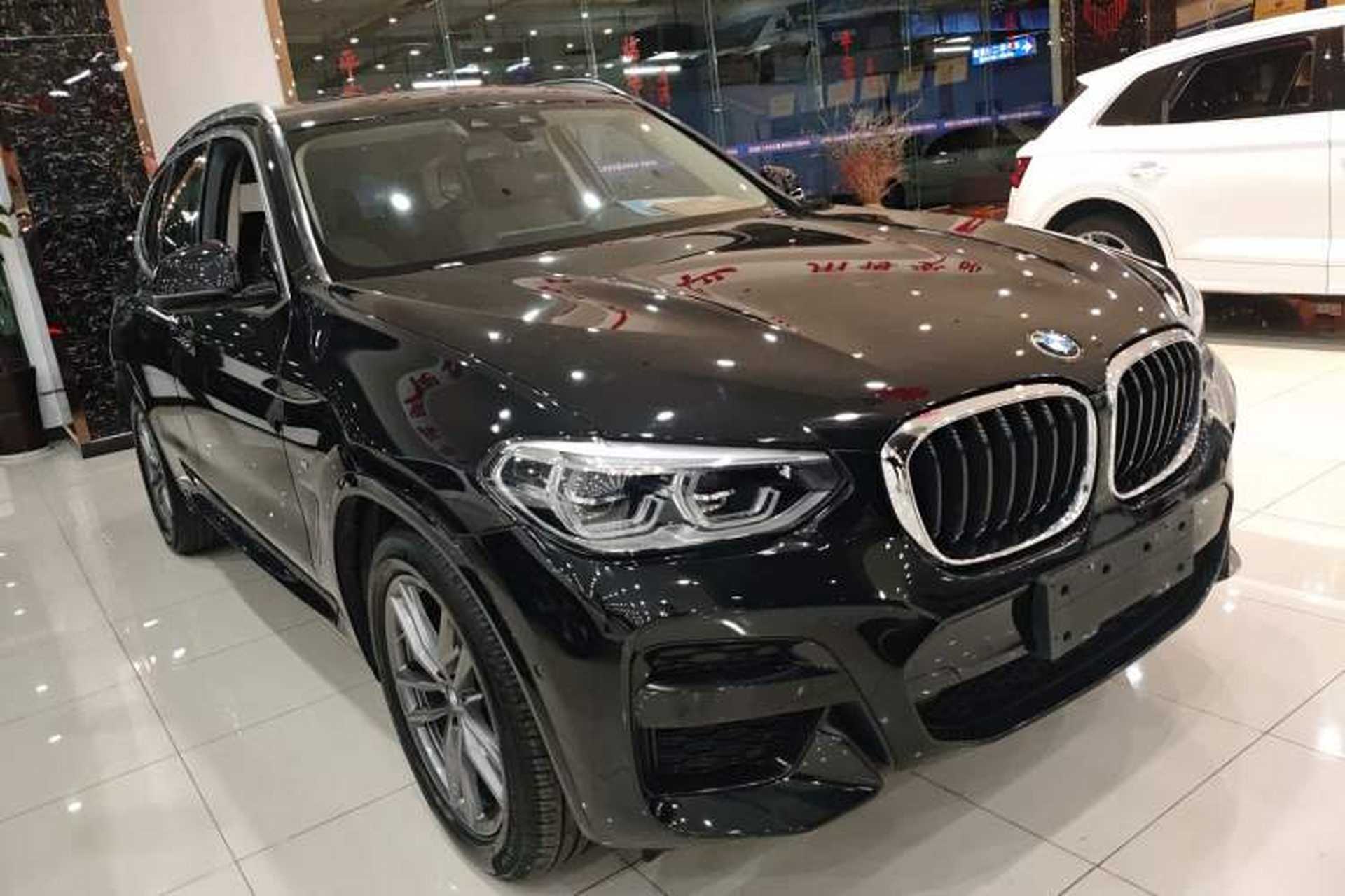 Used BMW X3 2020 xDrive25i M Sport Package Front Right 45 Deg