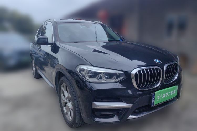 Used BMW X3 2020 xDrive28i Luxury Package Front Right 45 Deg