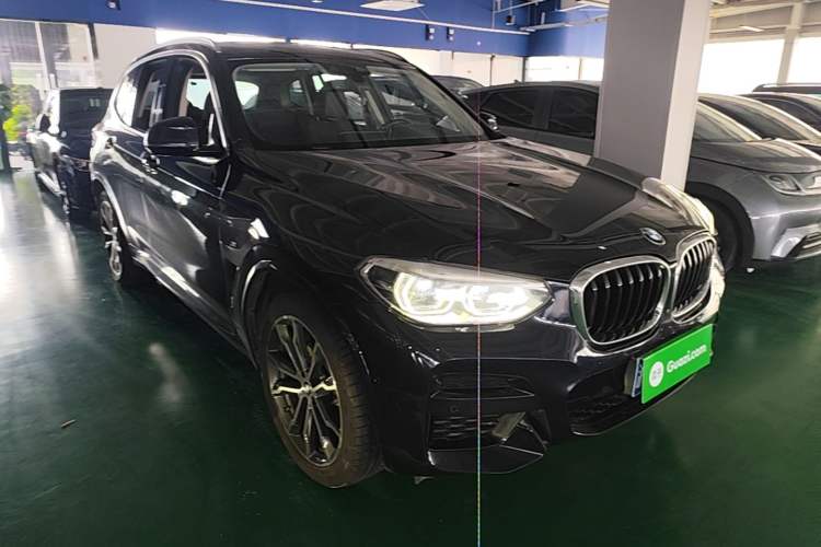 Used BMW X3 2020 xDrive30i Luxury Model with M Sport Package Front Right 45 Deg