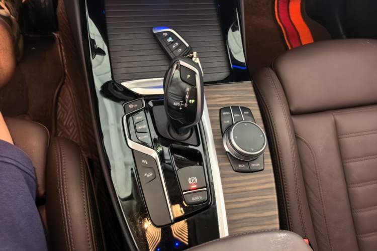Used BMW X3 2020 xDrive28i Luxury Package Gear Lever