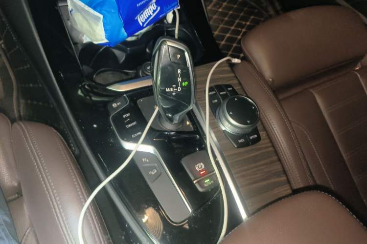 Used BMW X3 2020 xDrive28i Luxury Package Gear Lever
