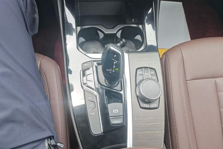 Used BMW X3 2020 xDrive25i M Sport Package Gear Lever